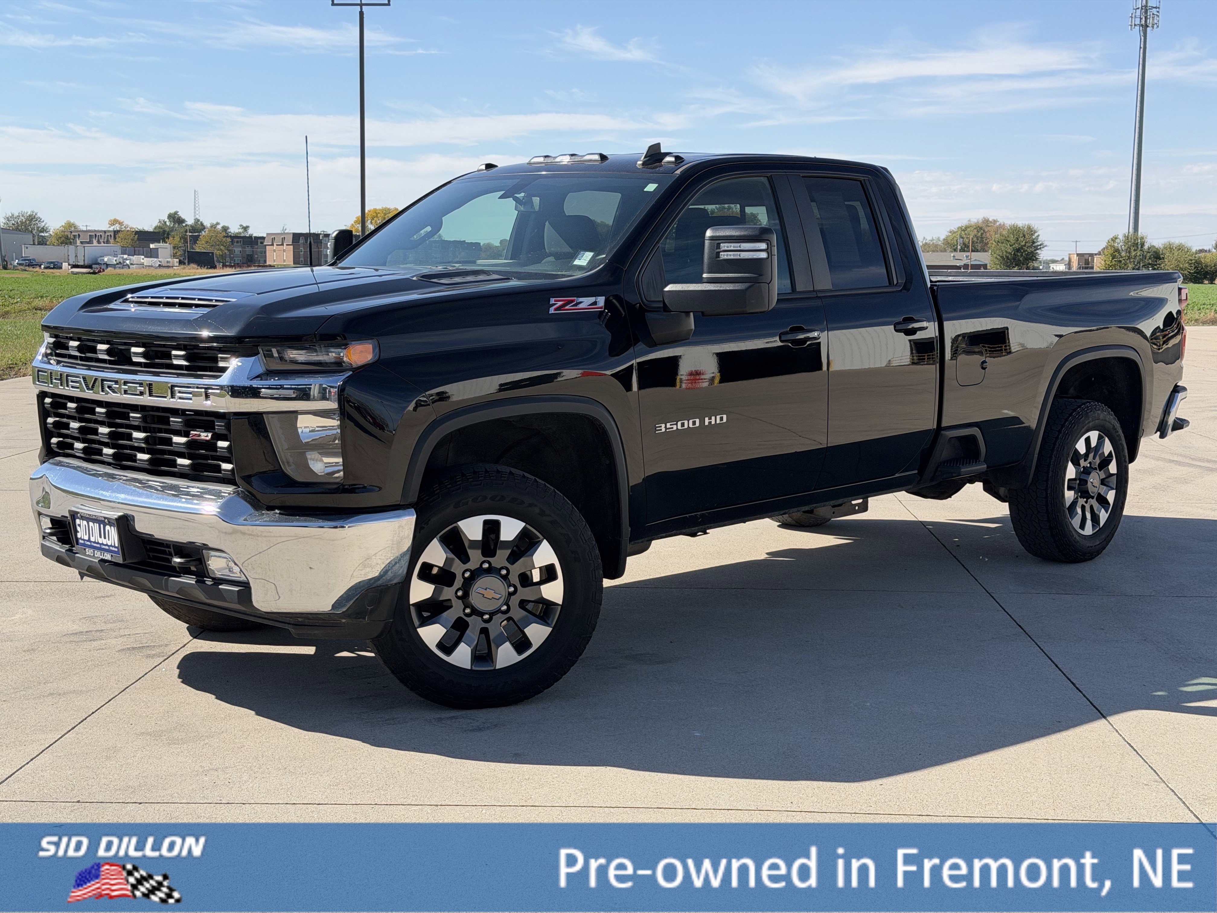2021 Chevrolet Silverado 3500HD LT's photo