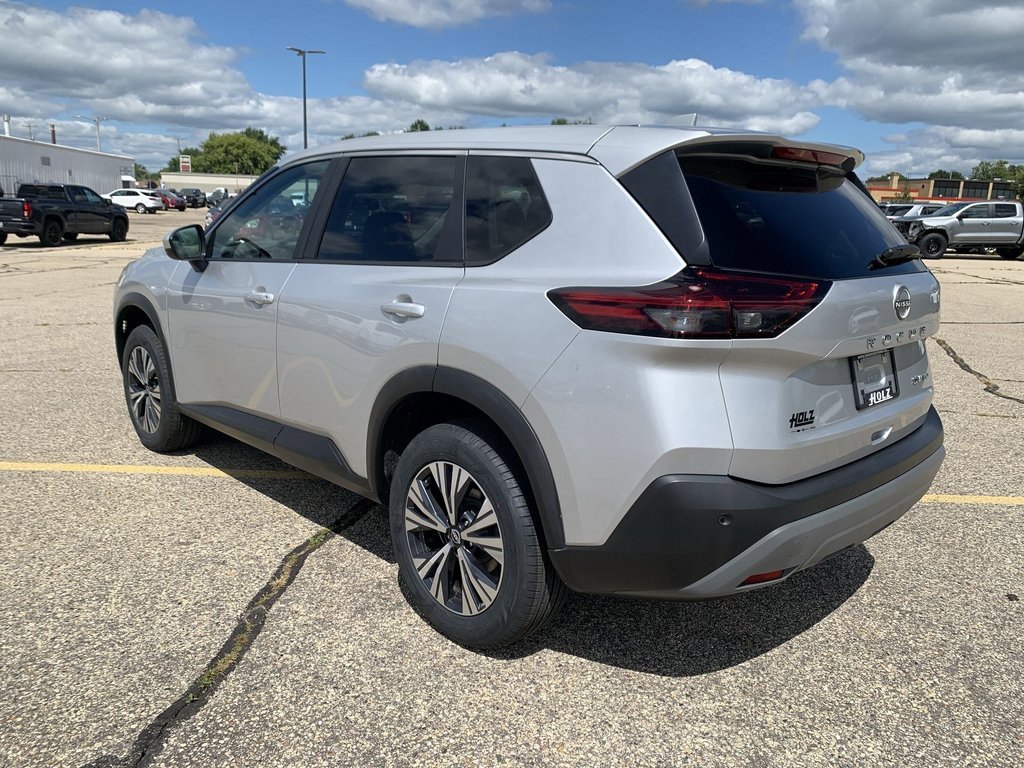 2023 Nissan Rogue SV photo 4