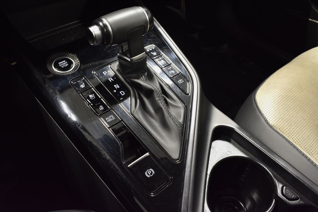 2023 Kia Niro SX Touring photo 24
