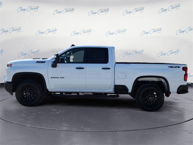 2026 Chevrolet Silverado 2500HD Custom photo 2