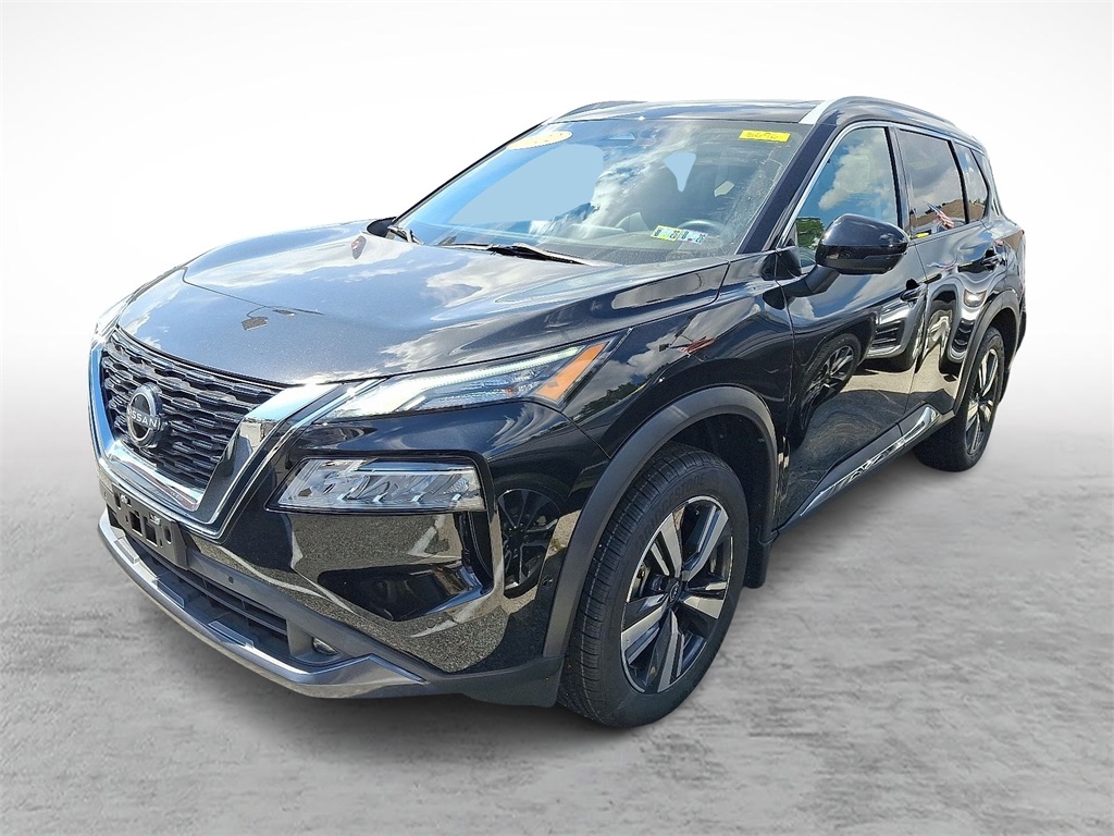 2022 Nissan Rogue SL photo 3