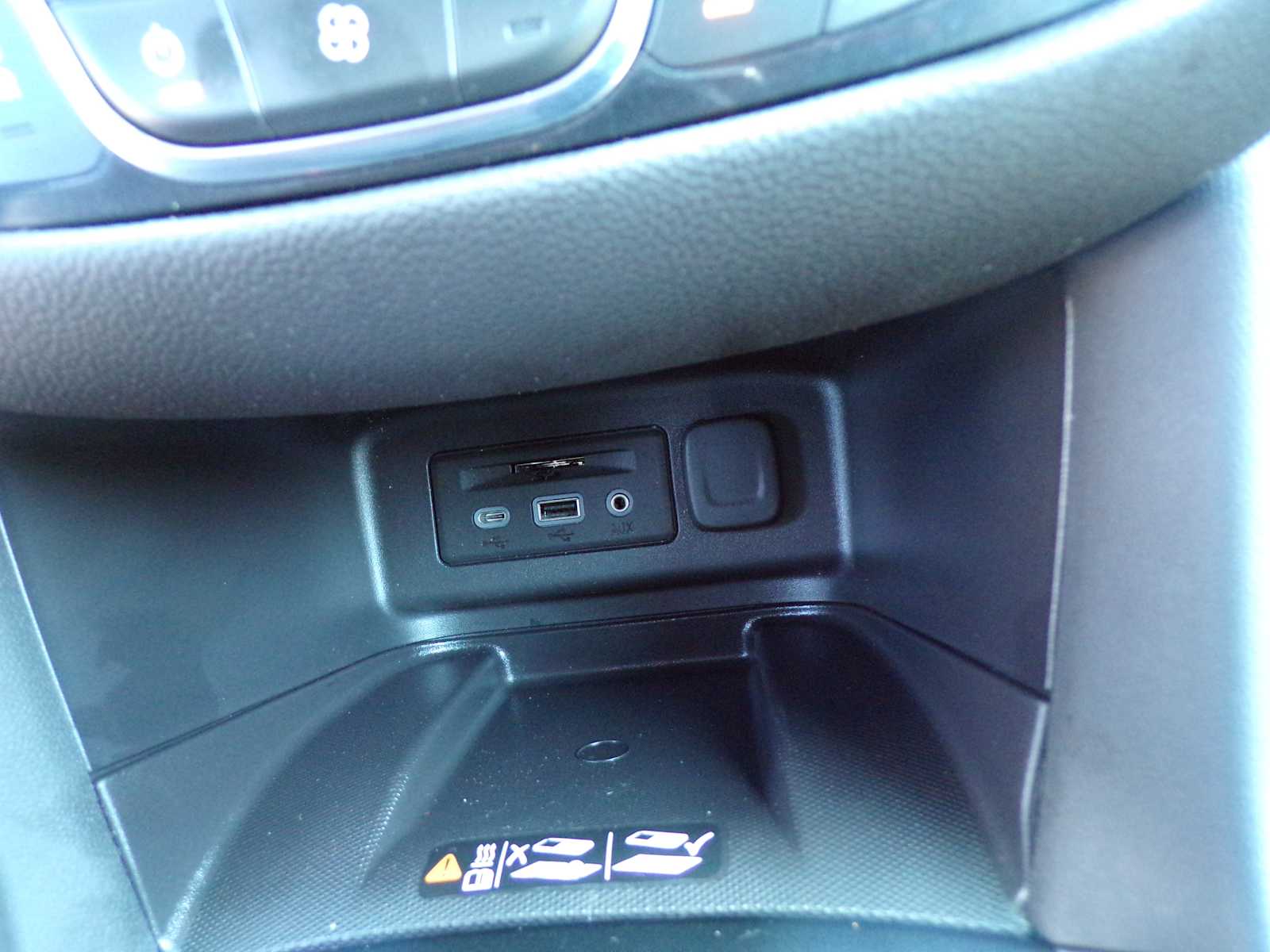 2022 Chevrolet Equinox Premier photo 11