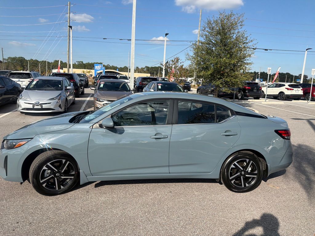 2025 Nissan Sentra SV photo 4