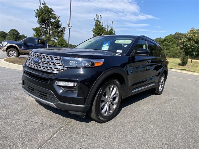 2024 Ford Explorer Limited photo 9
