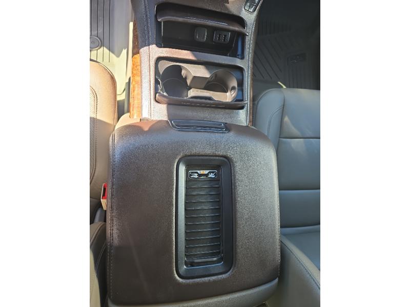 2019 Chevrolet Tahoe Premier photo 20