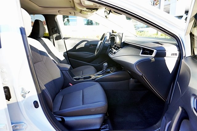 Used 2024 White Toyota LE image 10