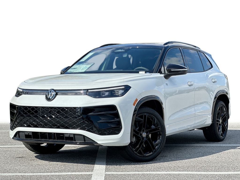 2026 Volkswagen Tiguan SE R-LINE BLACK's photo