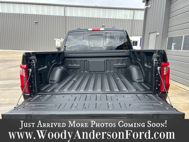 2024 Ford F-150 XLT photo 4