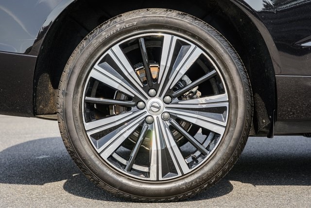2023 Volvo XC60 Plus photo 15