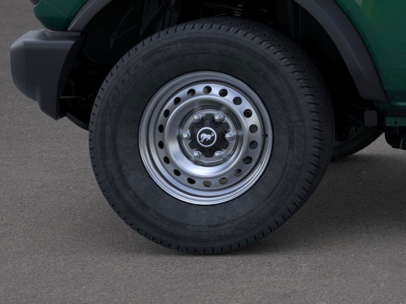 2025 Ford Bronco Base photo 18