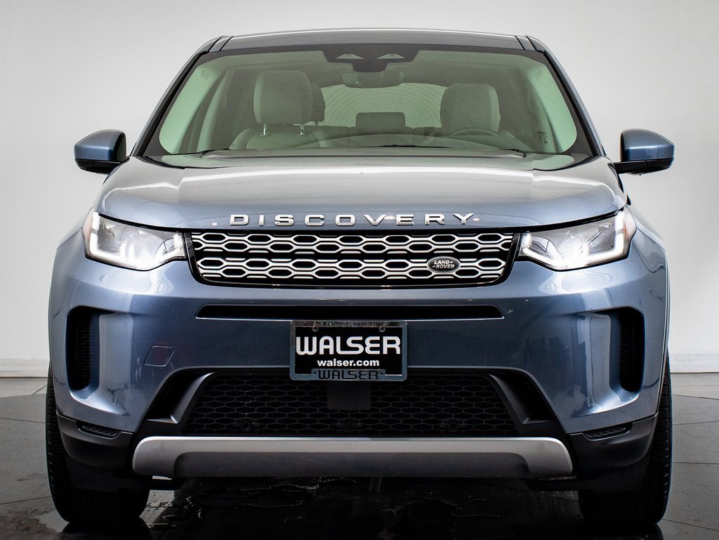 2022 Land Rover Discovery Sport SE photo 2