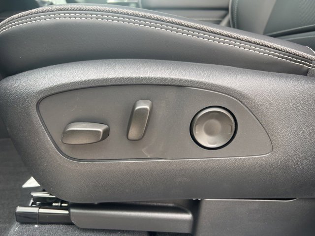 2025 Gmc Sierra EV Denali photo 16