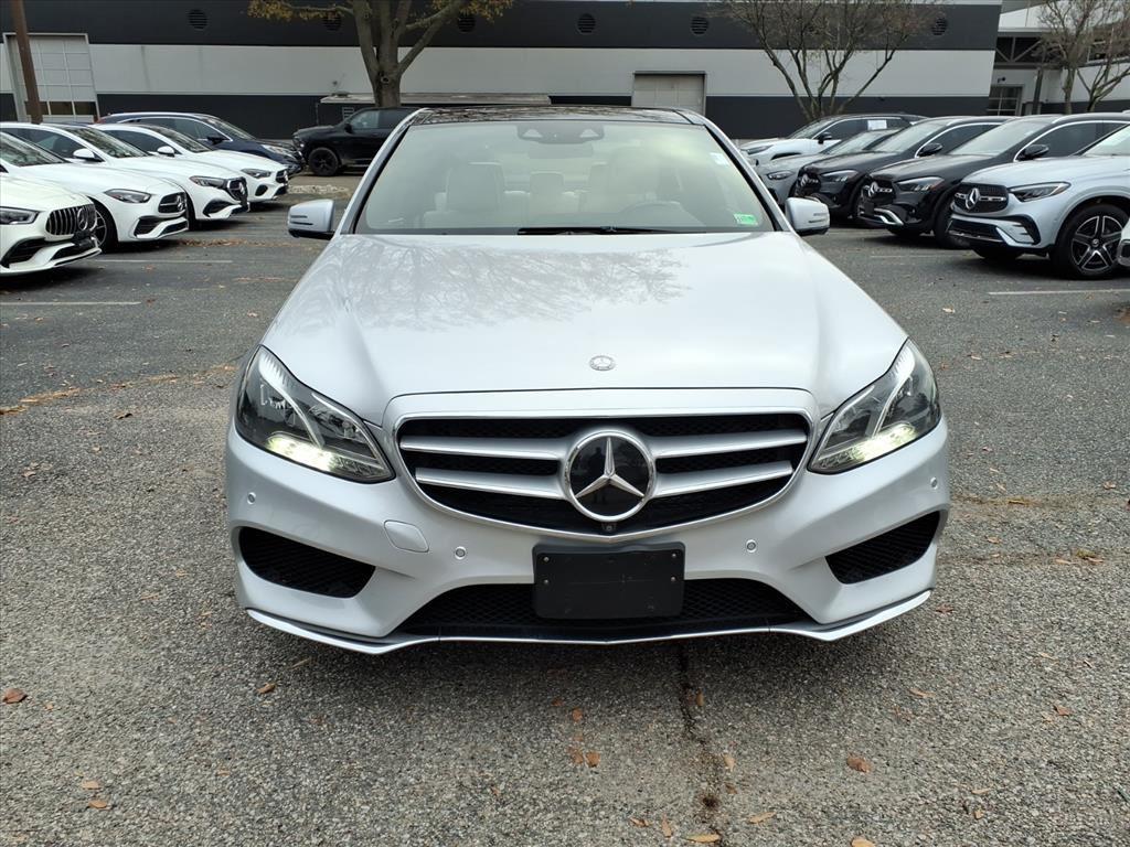 2014 Mercedes Benz E 350 4MATIC photo 2