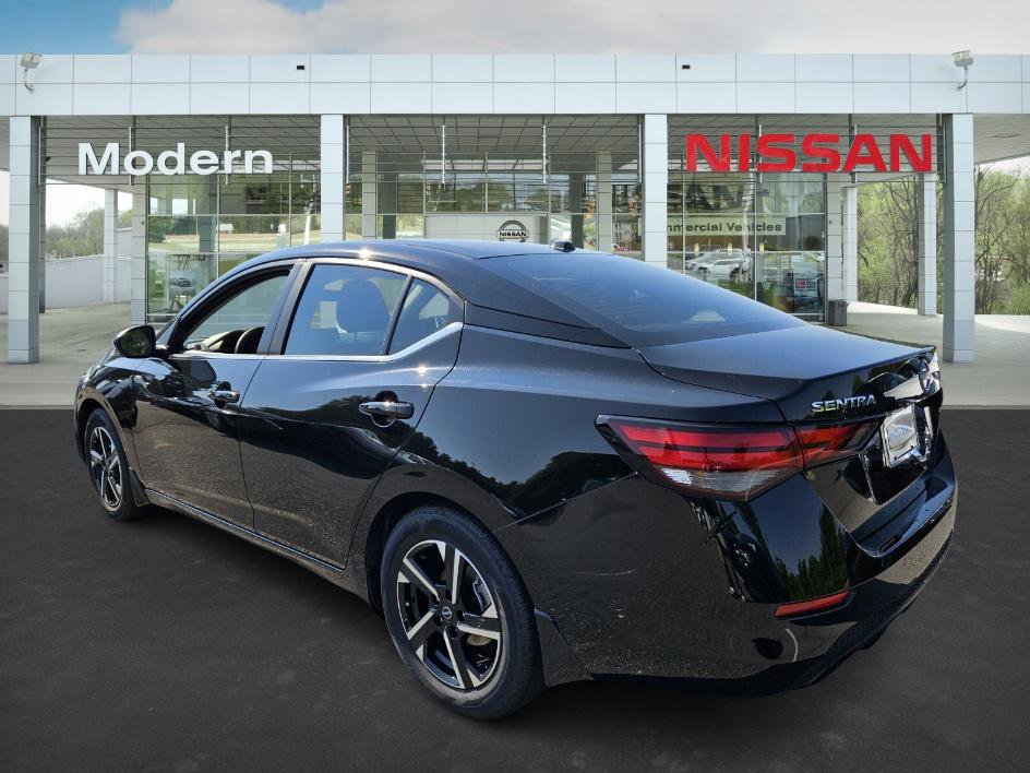 2025 Nissan Sentra SV photo 5