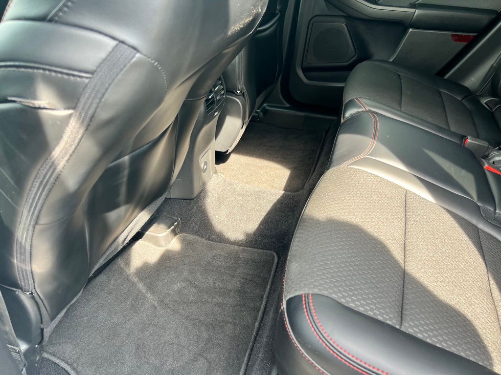 2024 Ford Escape Hybrid ST-Line Select photo 20