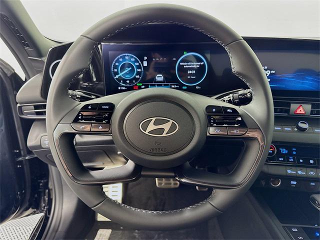 2025 Hyundai Elantra Hybrid SEL Sport photo 12
