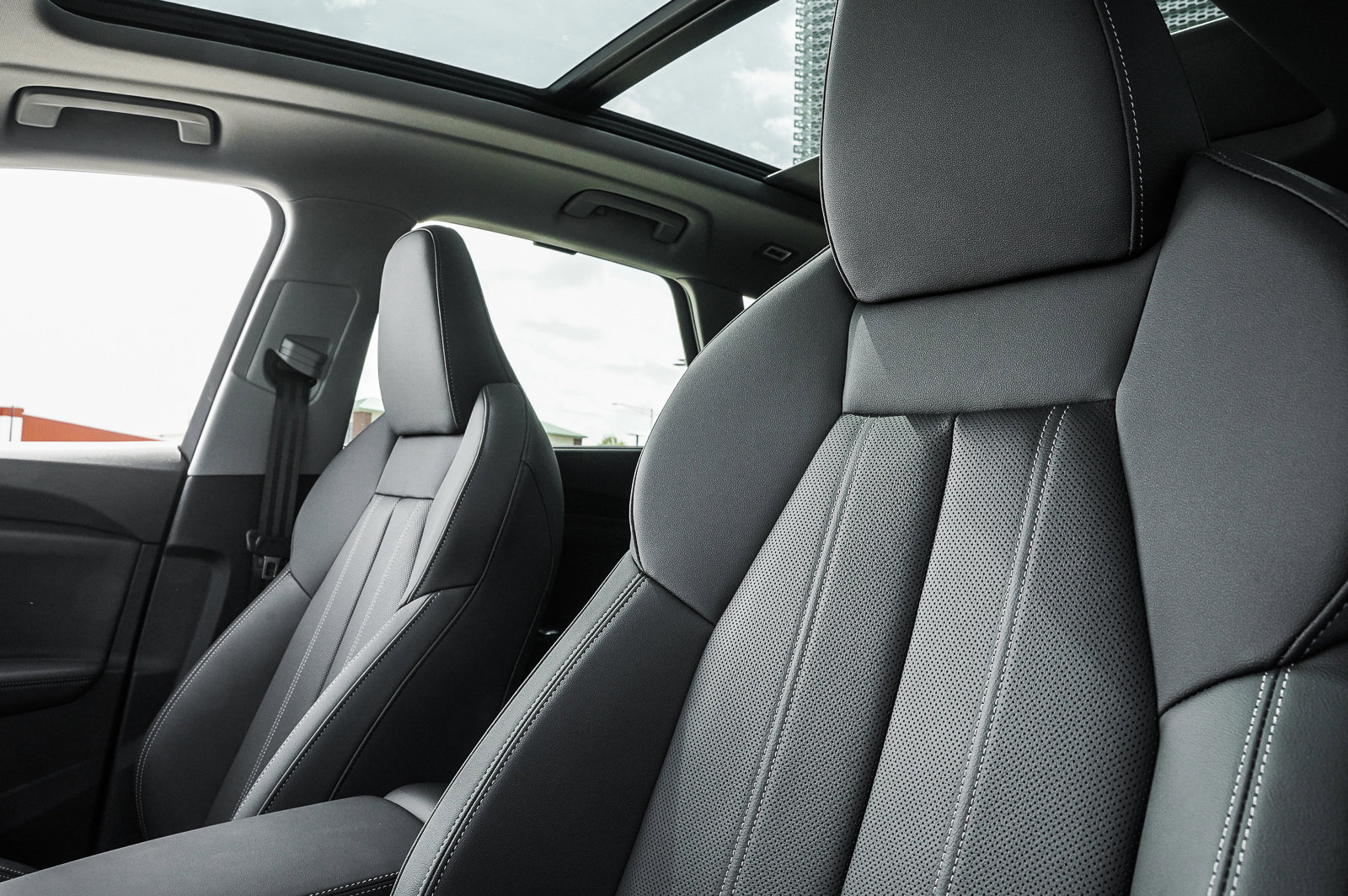 2025 Audi Q5 Premium Plus photo 9