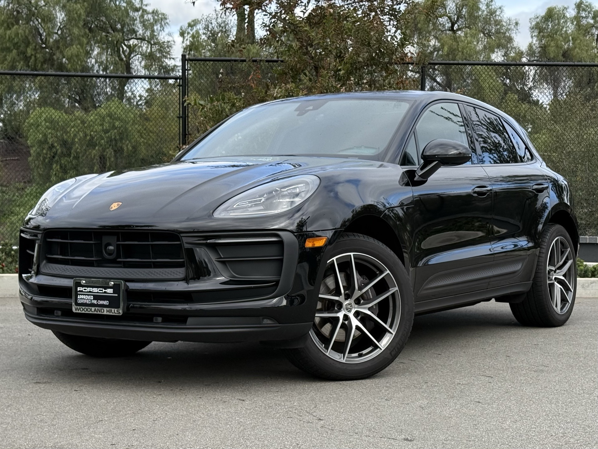 2024 Porsche Macan T