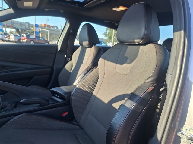 2024 Hyundai Elantra N Line photo 11