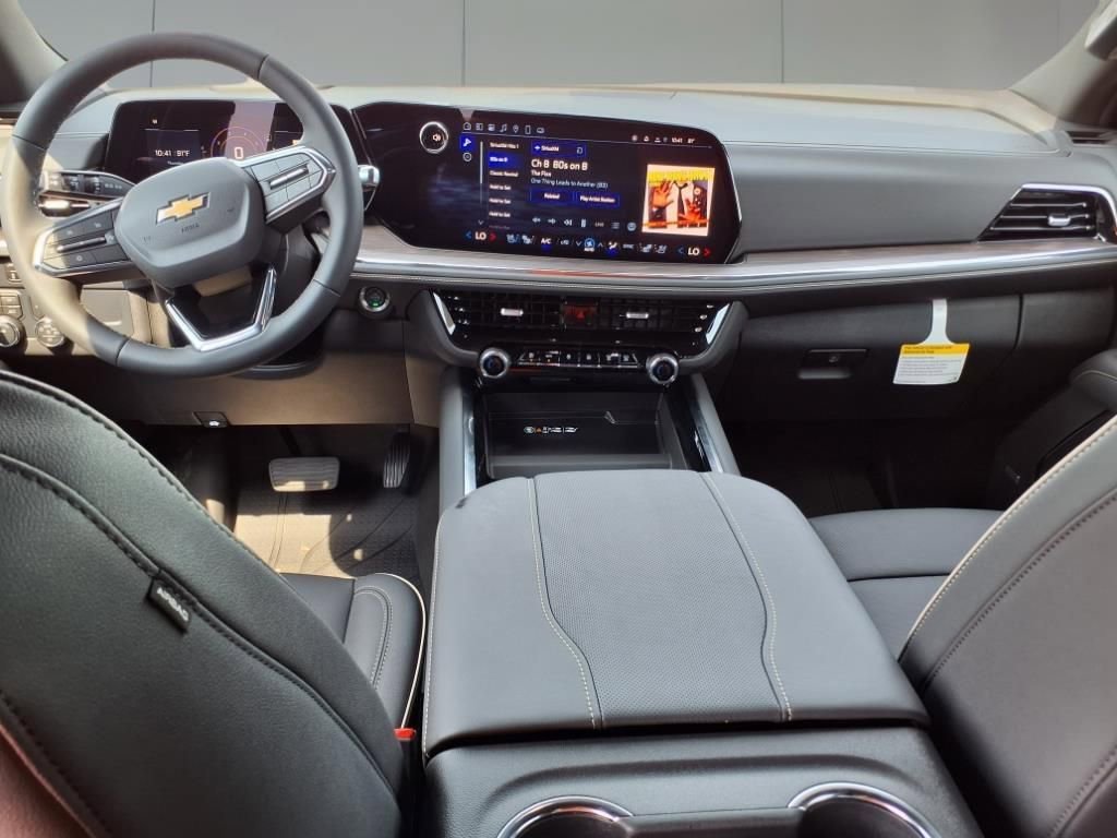 2025 Chevrolet Tahoe Premier photo 14