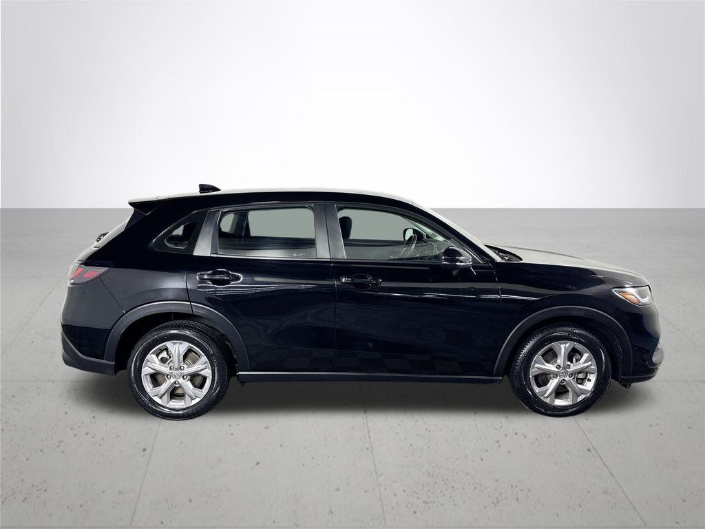 2023 Honda HR-V LX photo 2