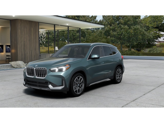 2026 BMW X1 28i's photo