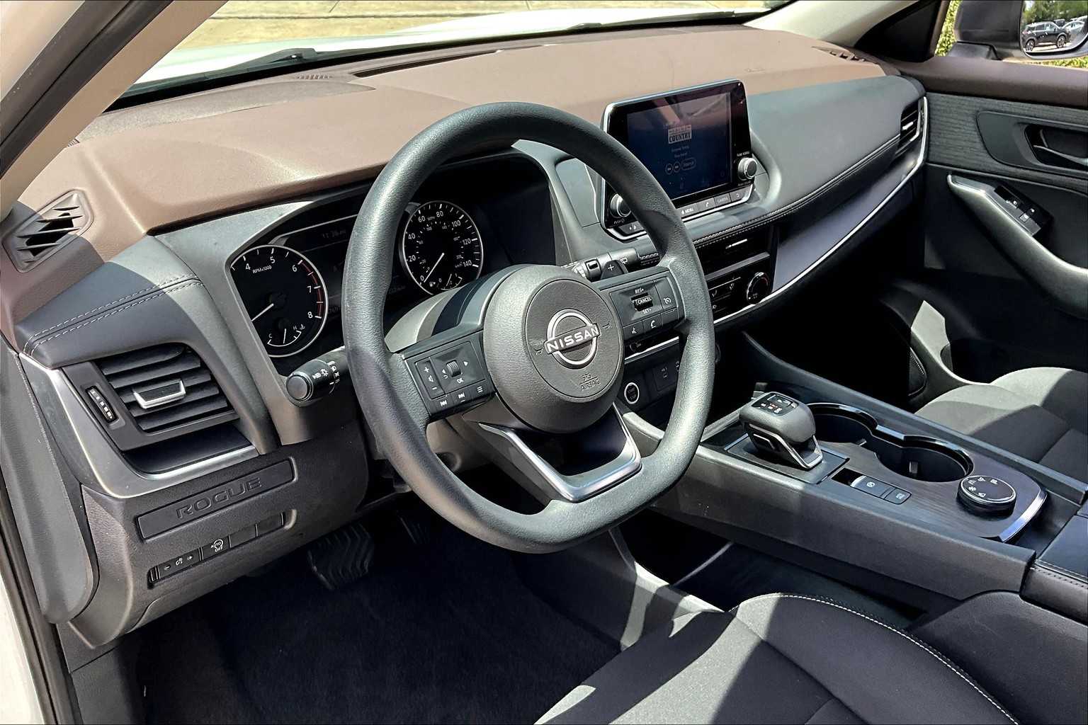 2023 Nissan Rogue S photo 14