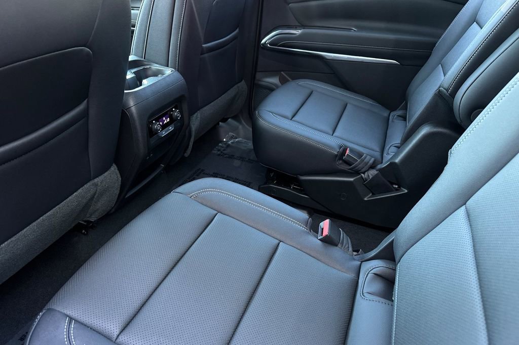 2026 Chevrolet Traverse photo 13