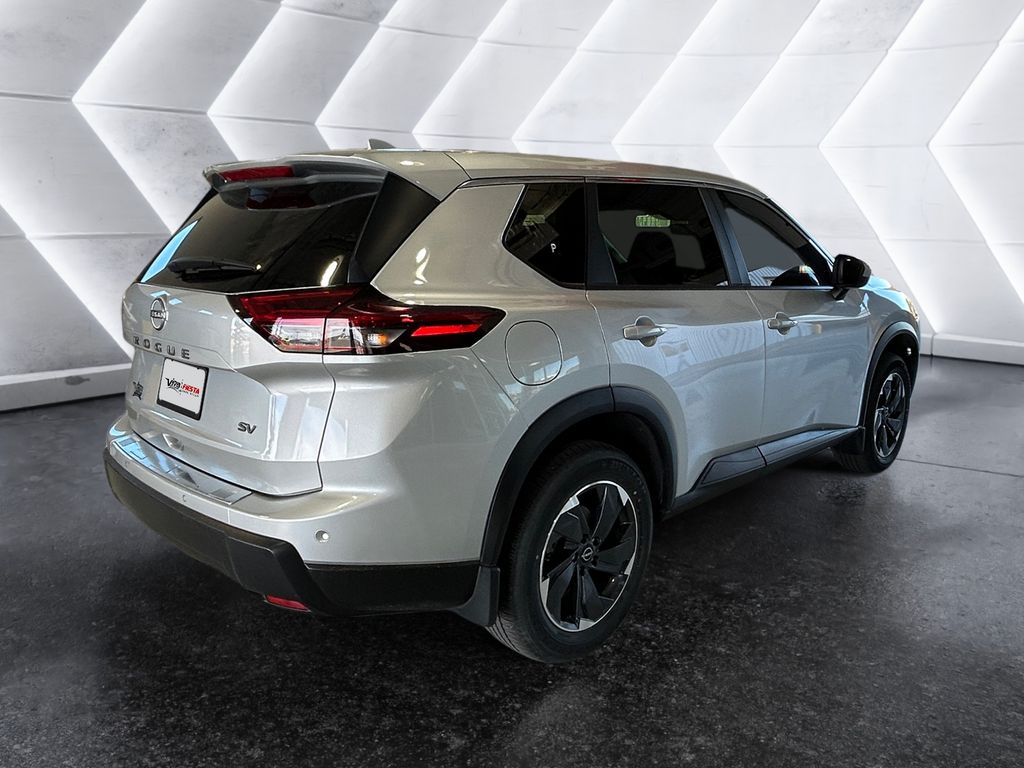 2024 Nissan Rogue SV photo 4