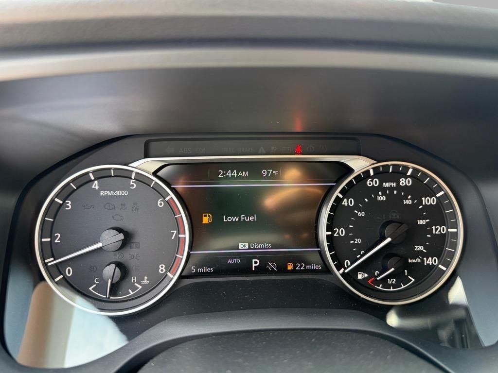 2025 Nissan Rogue SV photo 11