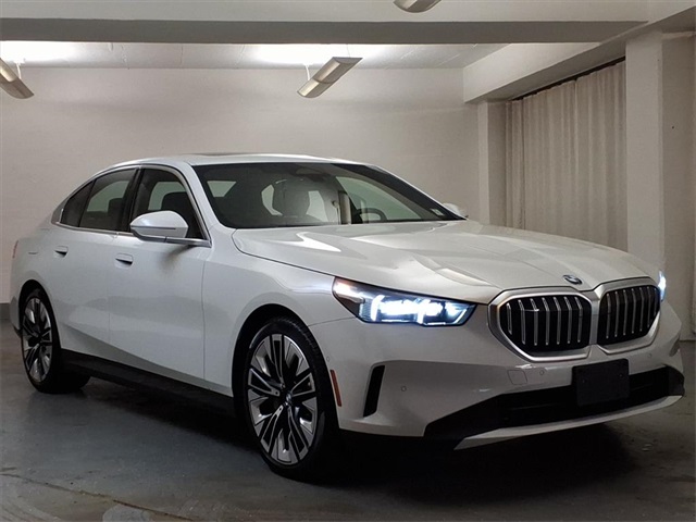 2025 Bmw 530i xDrive photo 3