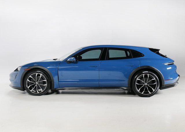 2022 Porsche Taycan Cross Turismo 4 photo 6
