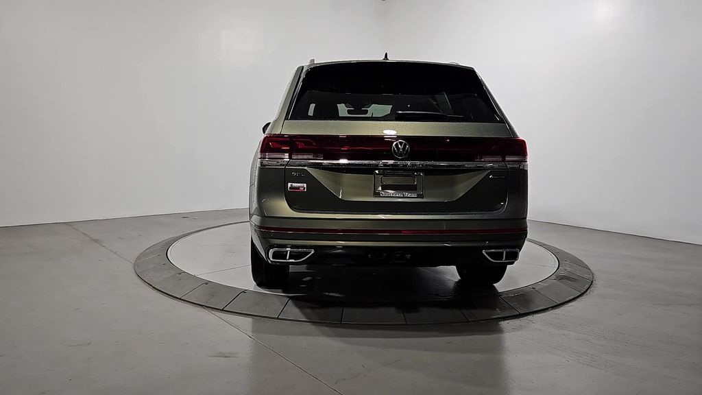 2026 Volkswagen Atlas SEL Premium R-Line photo 3