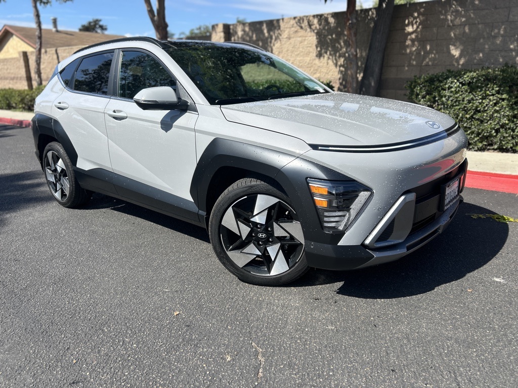Used 2025 Gray Hyundai Limited image 1