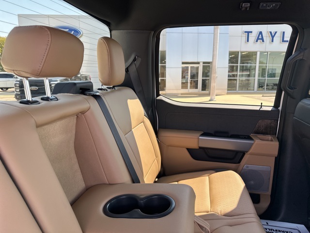 2026 Ford F-350 Lariat photo 4