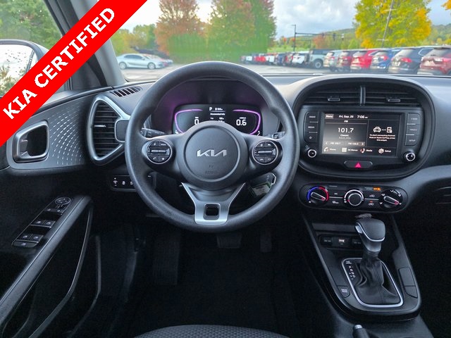 2024 Kia Soul LX photo 16