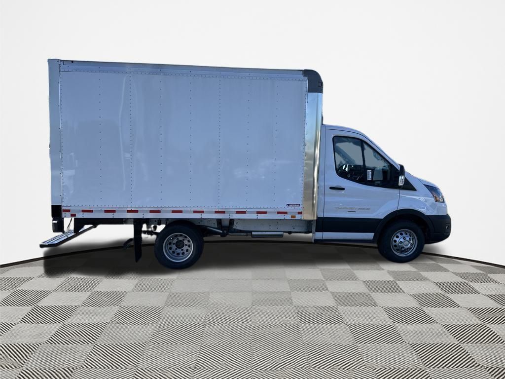 2025 Ford Transit photo 6
