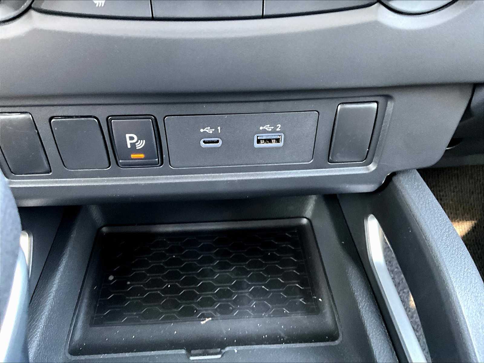 2025 Nissan Frontier SV photo 25