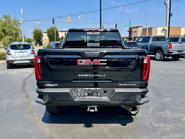 2024 Gmc Sierra HD Denali photo 4