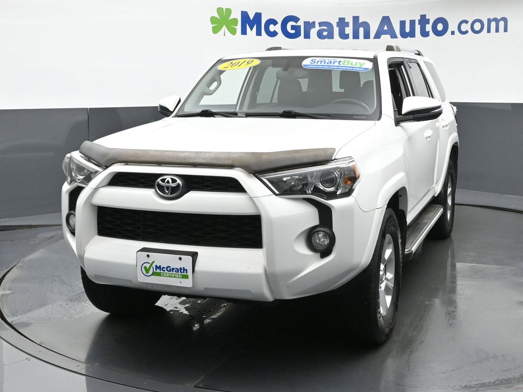 2019 Toyota 4Runner SR5 photo 3