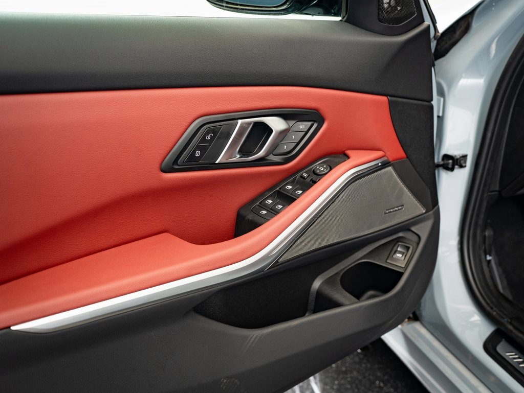 2025 Bmw 330i photo 24