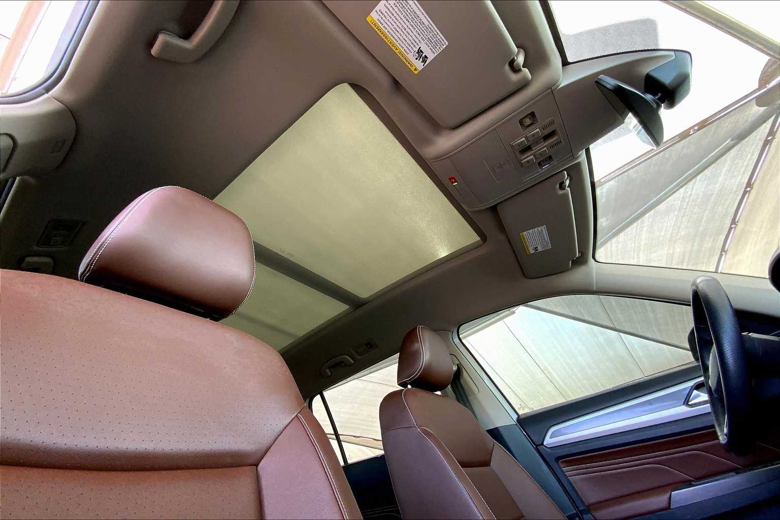 2021 Volkswagen Atlas V6 SEL R-Line photo 11