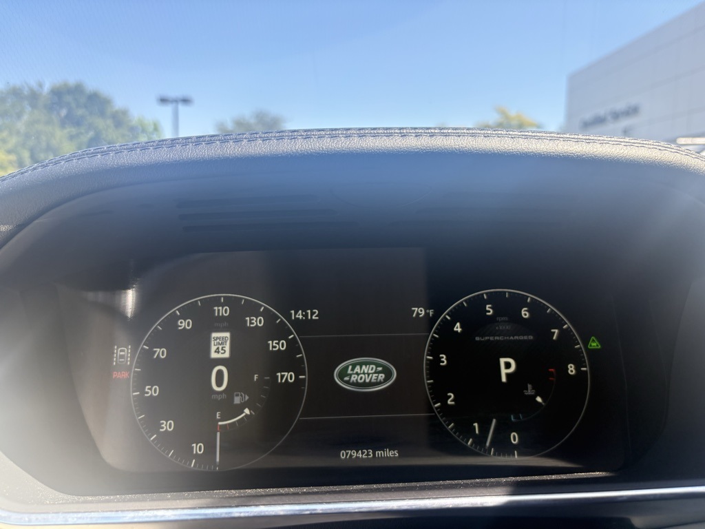 2017 Land Rover Range Rover Supercharged LWB photo 15