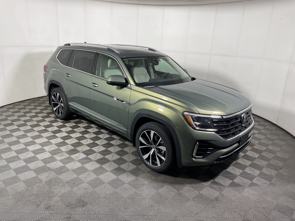 2026 Volkswagen Atlas SEL Premium R-Line's photo