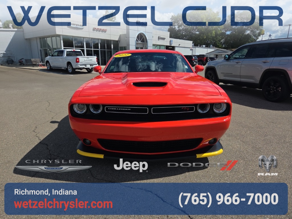 2022 Dodge Challenger R/T photo 2