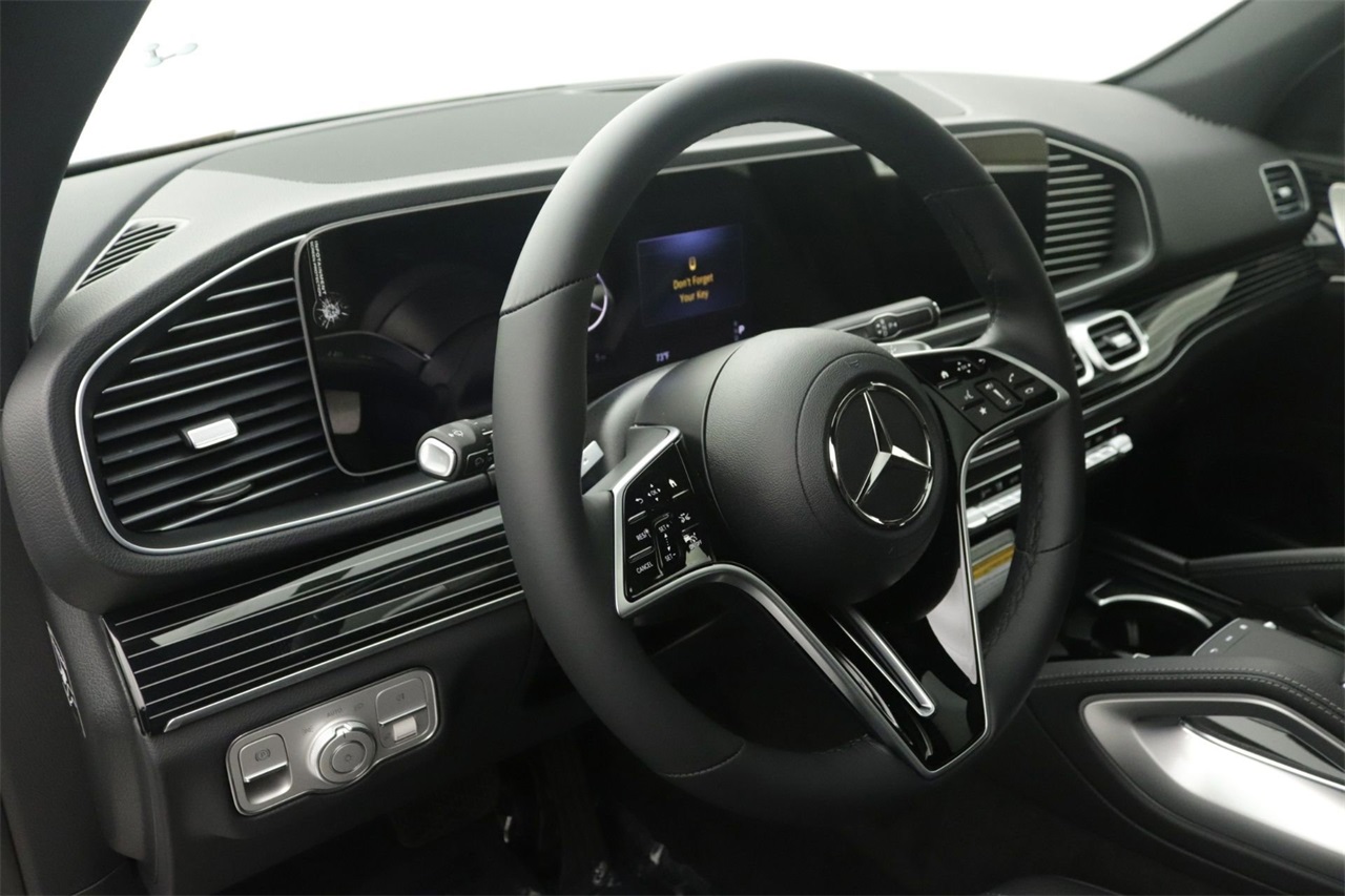 2026 Mercedes Benz GLE 350 photo 3