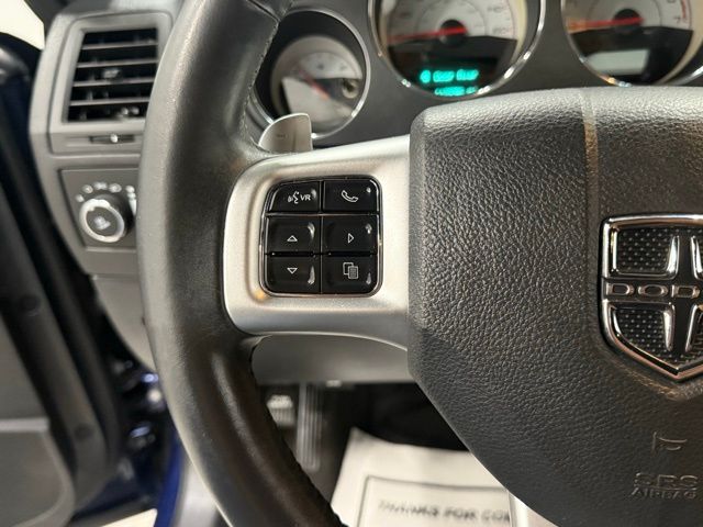 2014 Dodge Challenger R/T photo 14