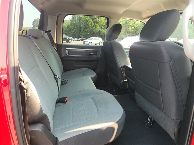 2022 Ram 1500 Classic SLT photo 18