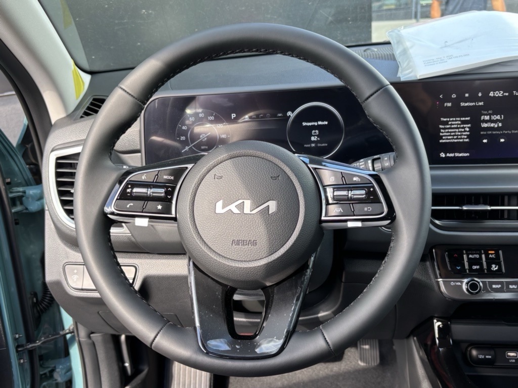 2026 Kia Seltos EX photo 9