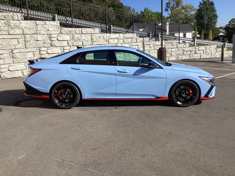 2025 Hyundai Elantra N Base photo 8